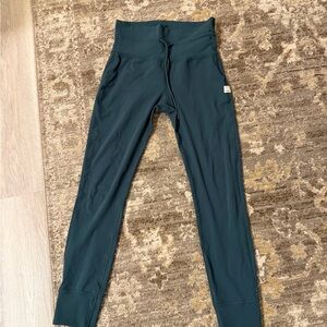 Vuori Dark Teal/green Leggings